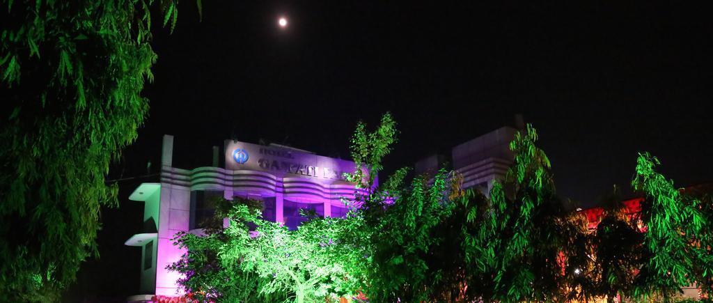 Hotel Ganpati Palace Mathura Exteriér fotografie