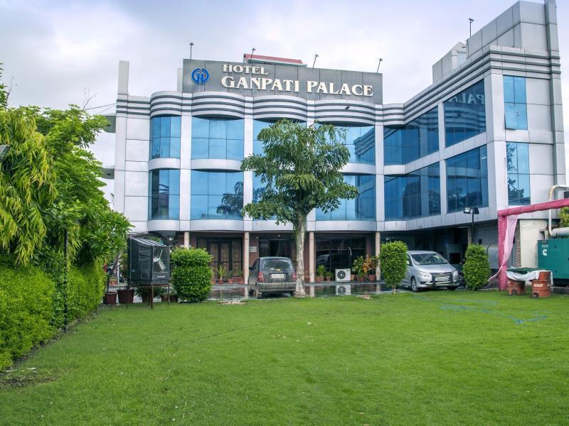 Hotel Ganpati Palace Mathura Exteriér fotografie