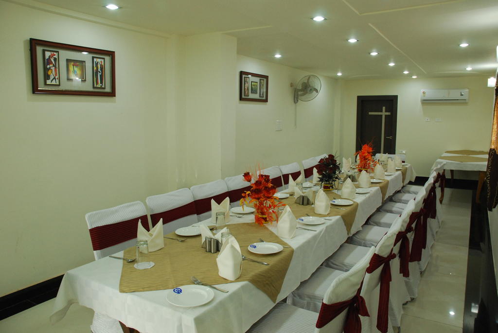 Hotel Ganpati Palace Mathura Exteriér fotografie